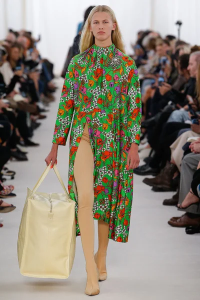 Look 29